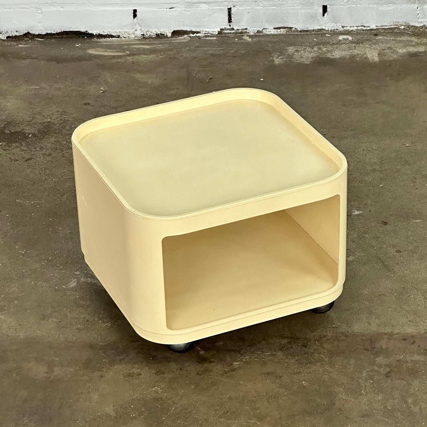 Componibili trolley / kastje by Anna Castelli Ferrieri for Kartell