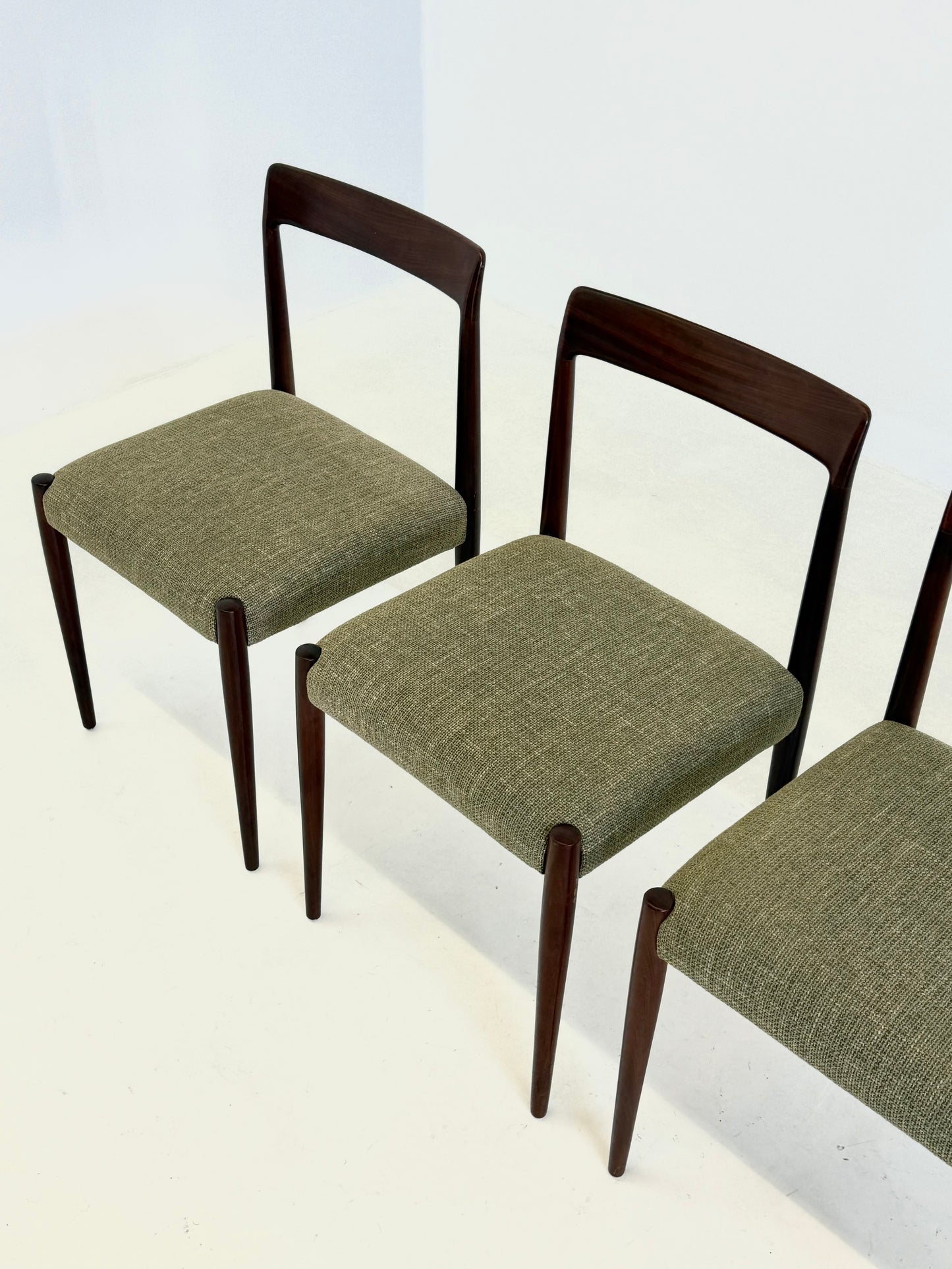 Set van 4 Lübke eetkamerstoelen met palissander hout