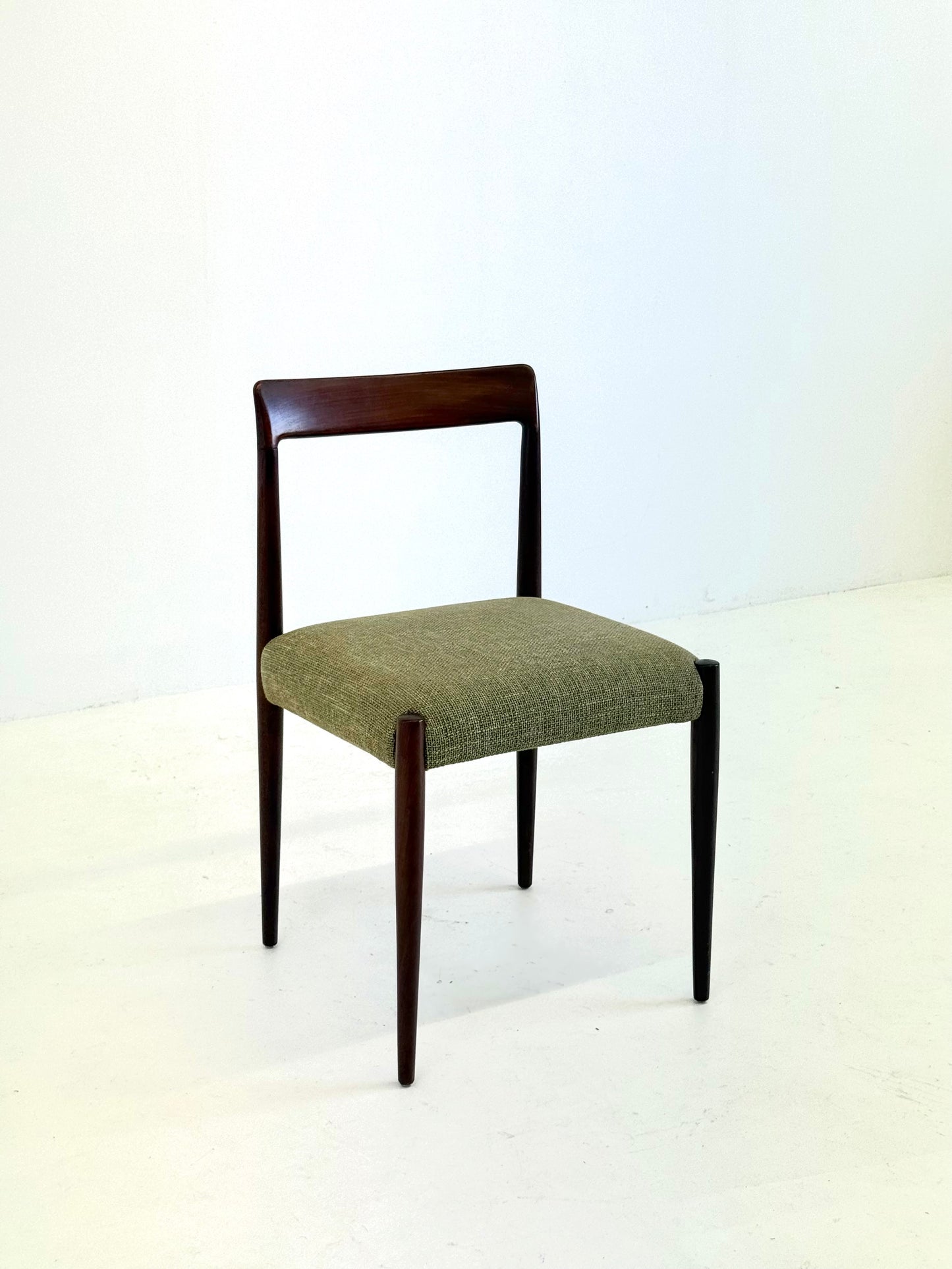 Set van 4 Lübke eetkamerstoelen met palissander hout