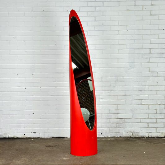 Lipstick mirror red by Rodolfo Bonetto | specchio unghia