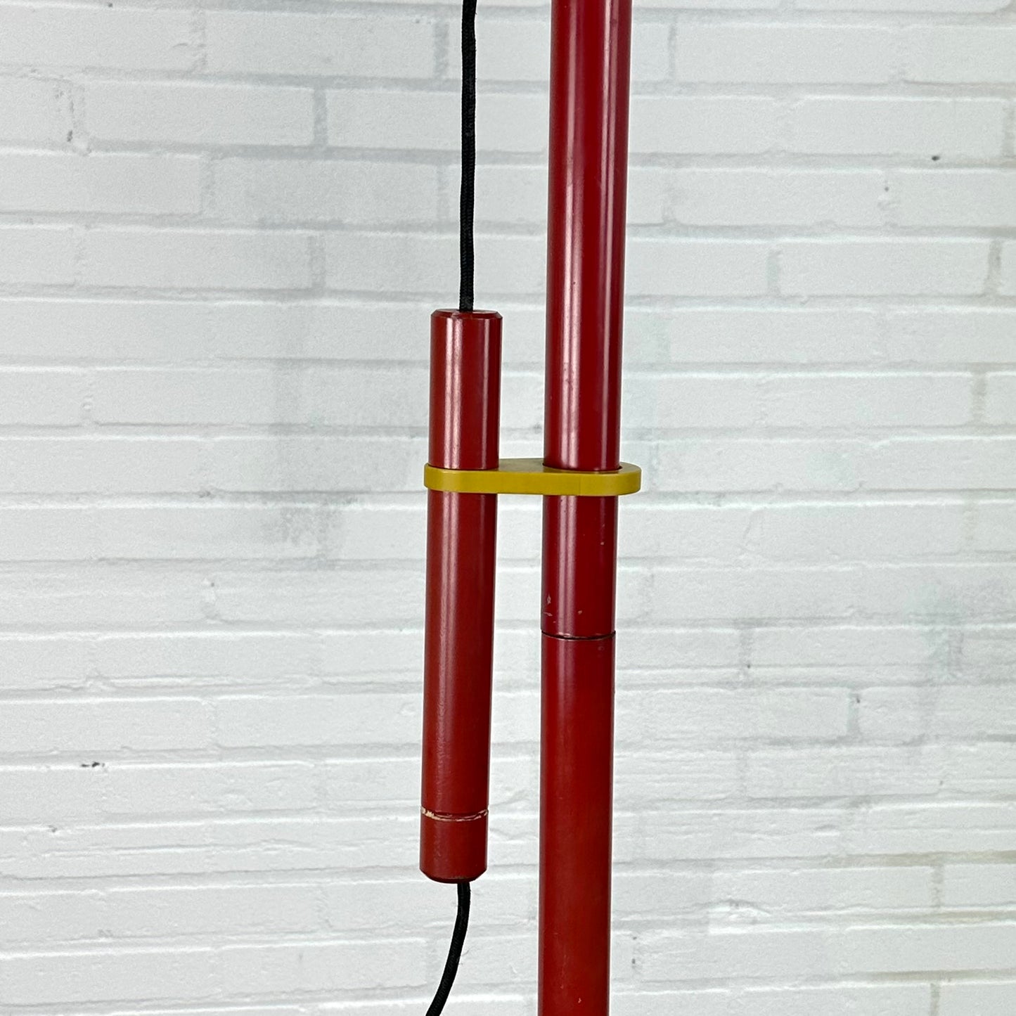 Vloerlamp model 4055 door Luigi Bandini voor Kartell