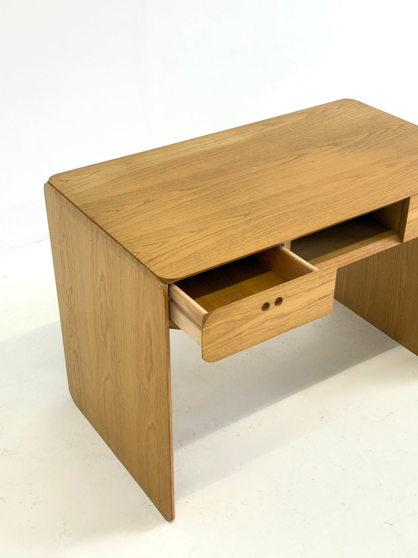 Samara bureau en stoel set van Derk Jan de Vries voor Maisa Di Seveso