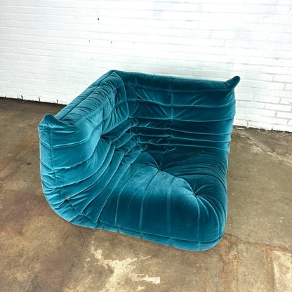 Originele Ligne Roset Togo hoek velvet petrol