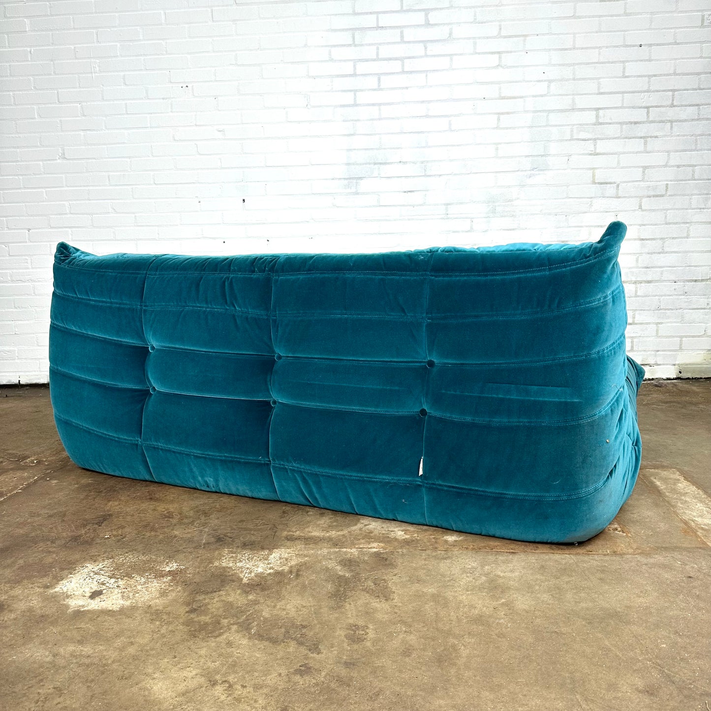 Originele Ligne Roset Togo 3-zits velvet petrol