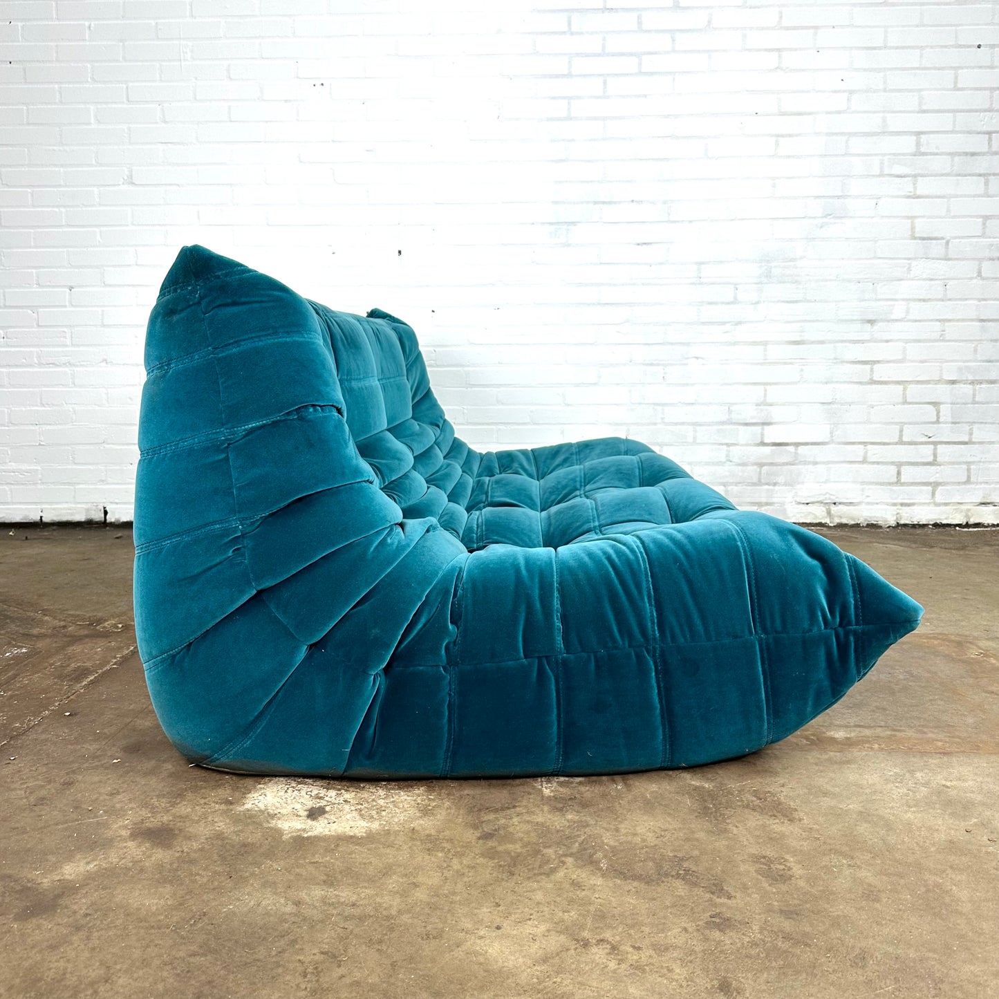 Originele Ligne Roset Togo 3-zits velvet petrol