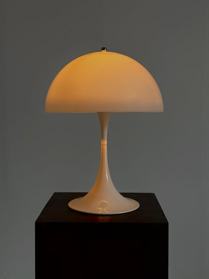 Louis Poulsen Panthella tafellamp Verner Panton wit