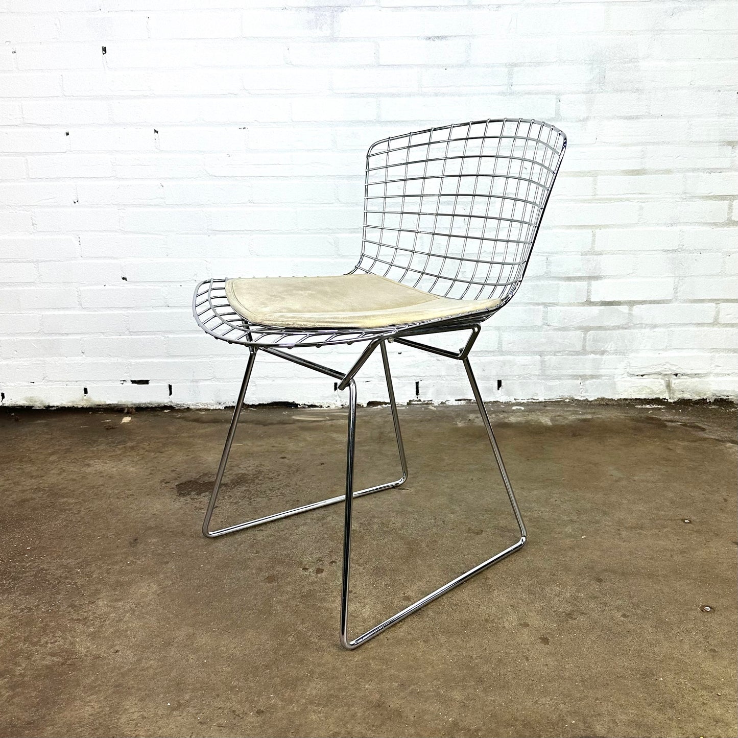 knoll-bertoia-chair