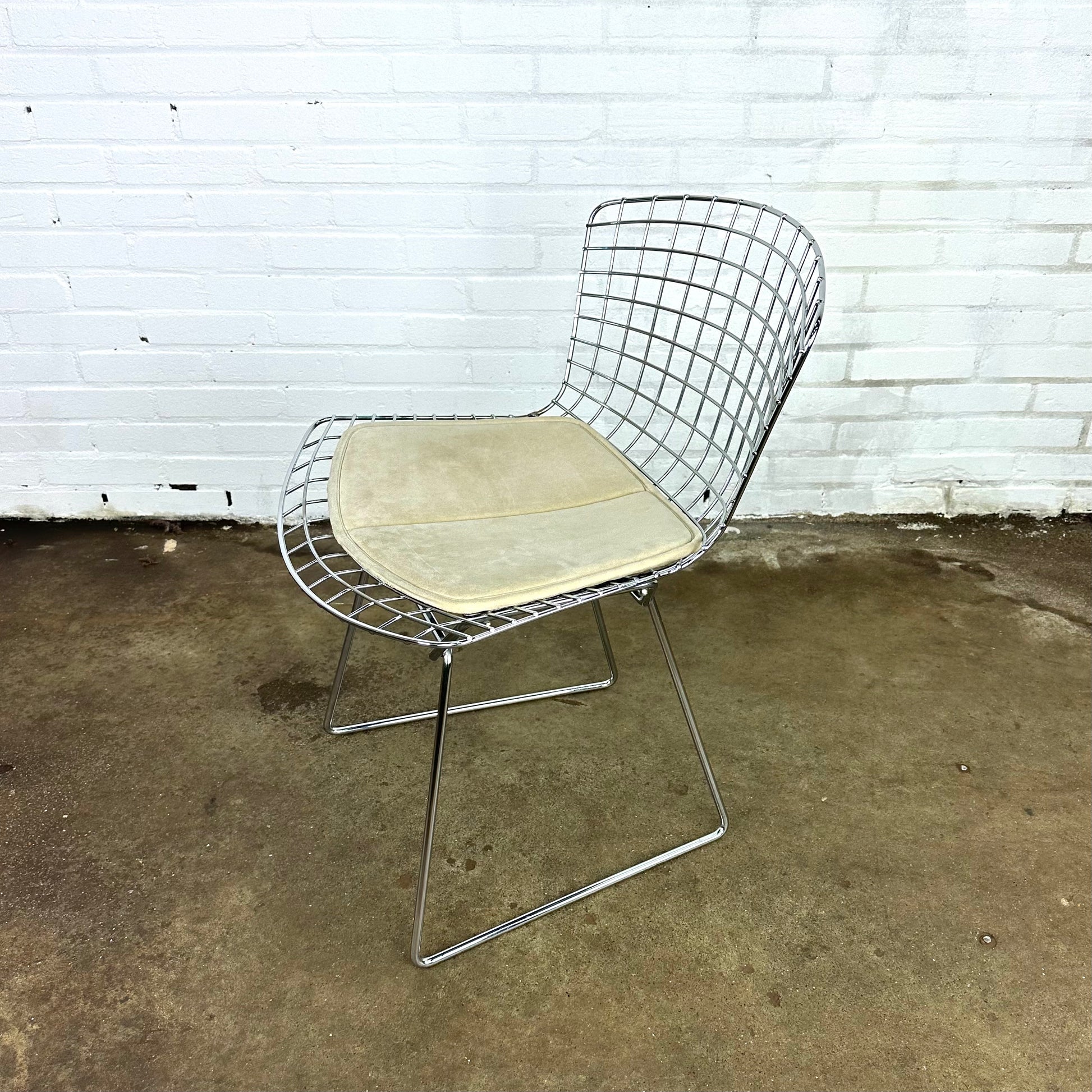 knoll-bertoia-chair