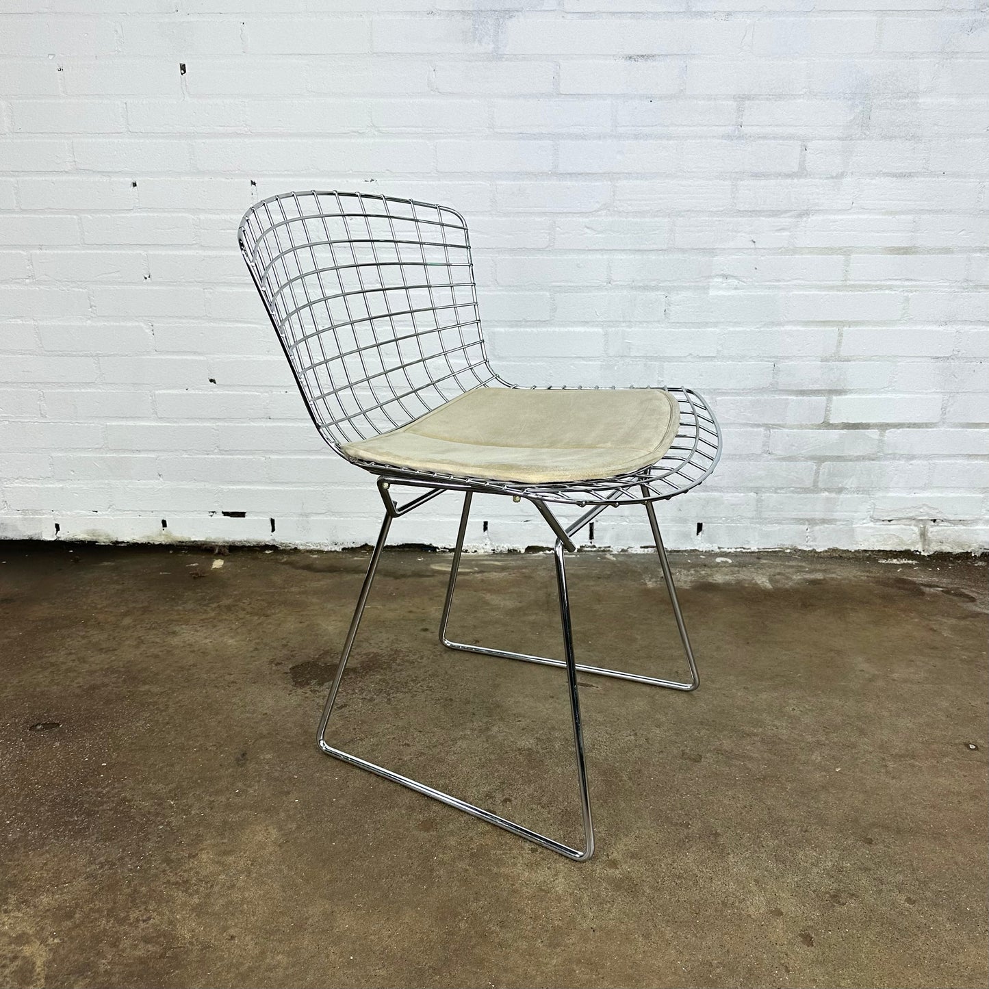 Knoll Bertoia chair