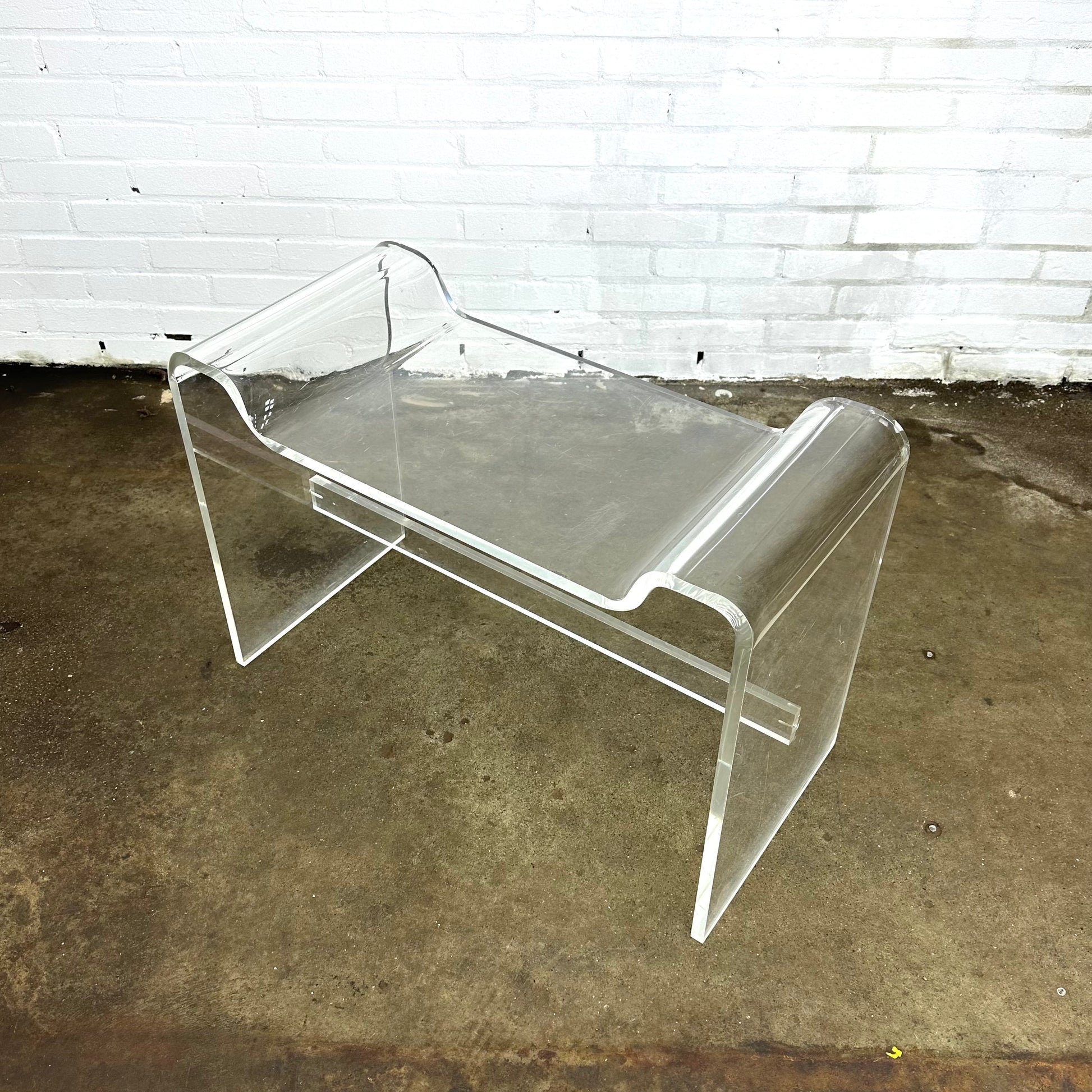 vintage-plexiglas-side-table-or-stool-chair