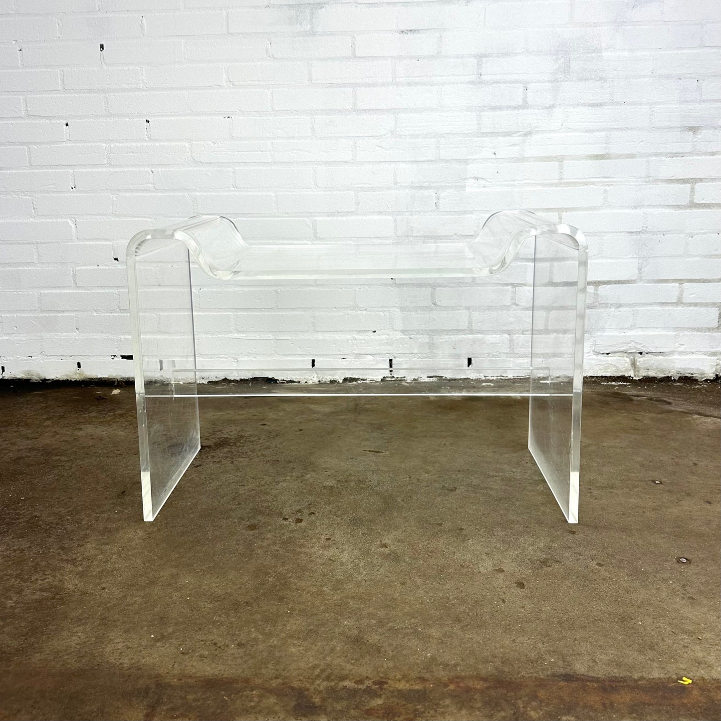 Vintage plexiglas side table or stool / chair