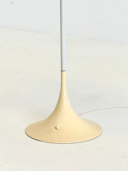 Louis Poulsen Panthella vloerlamp Verner Panton