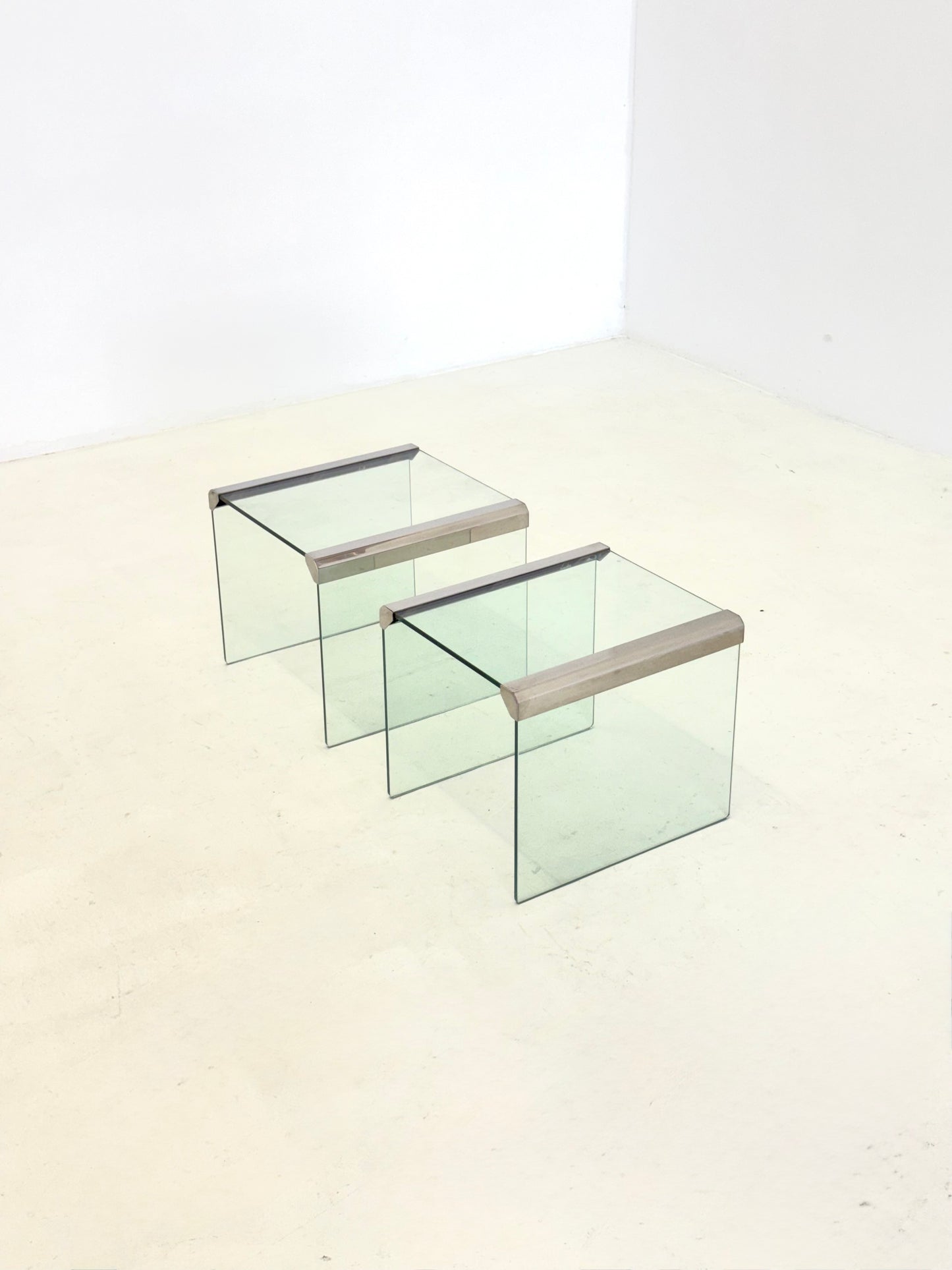 Set van twee Gallotti & Radice Transparant glazen bijzettafels