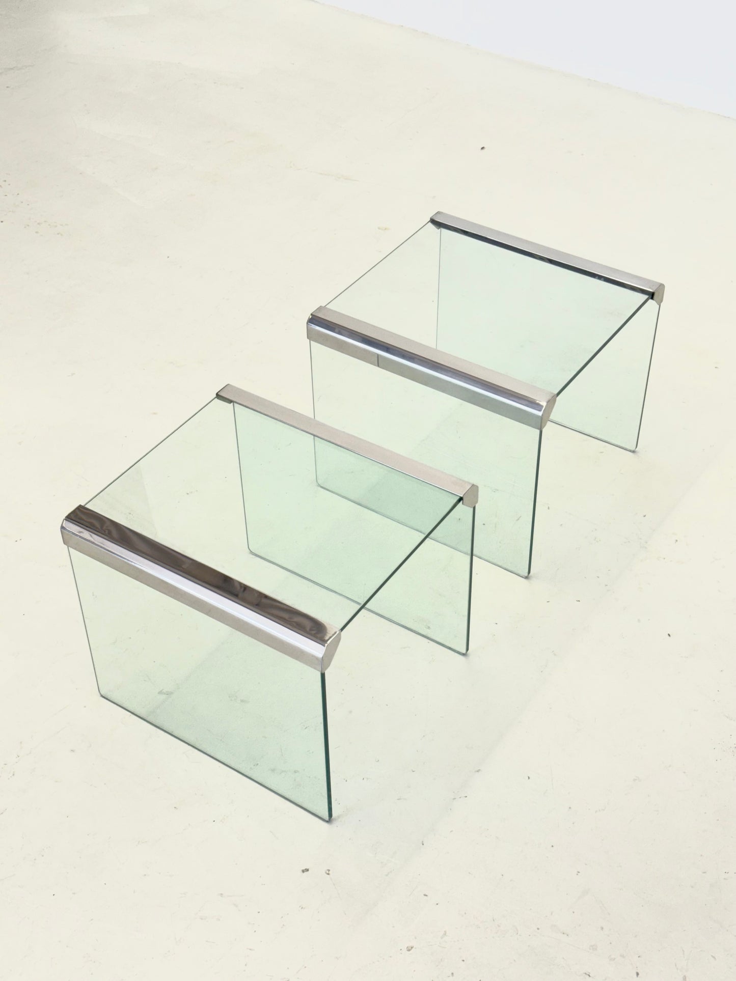 Set van twee Gallotti & Radice Transparant glazen bijzettafels