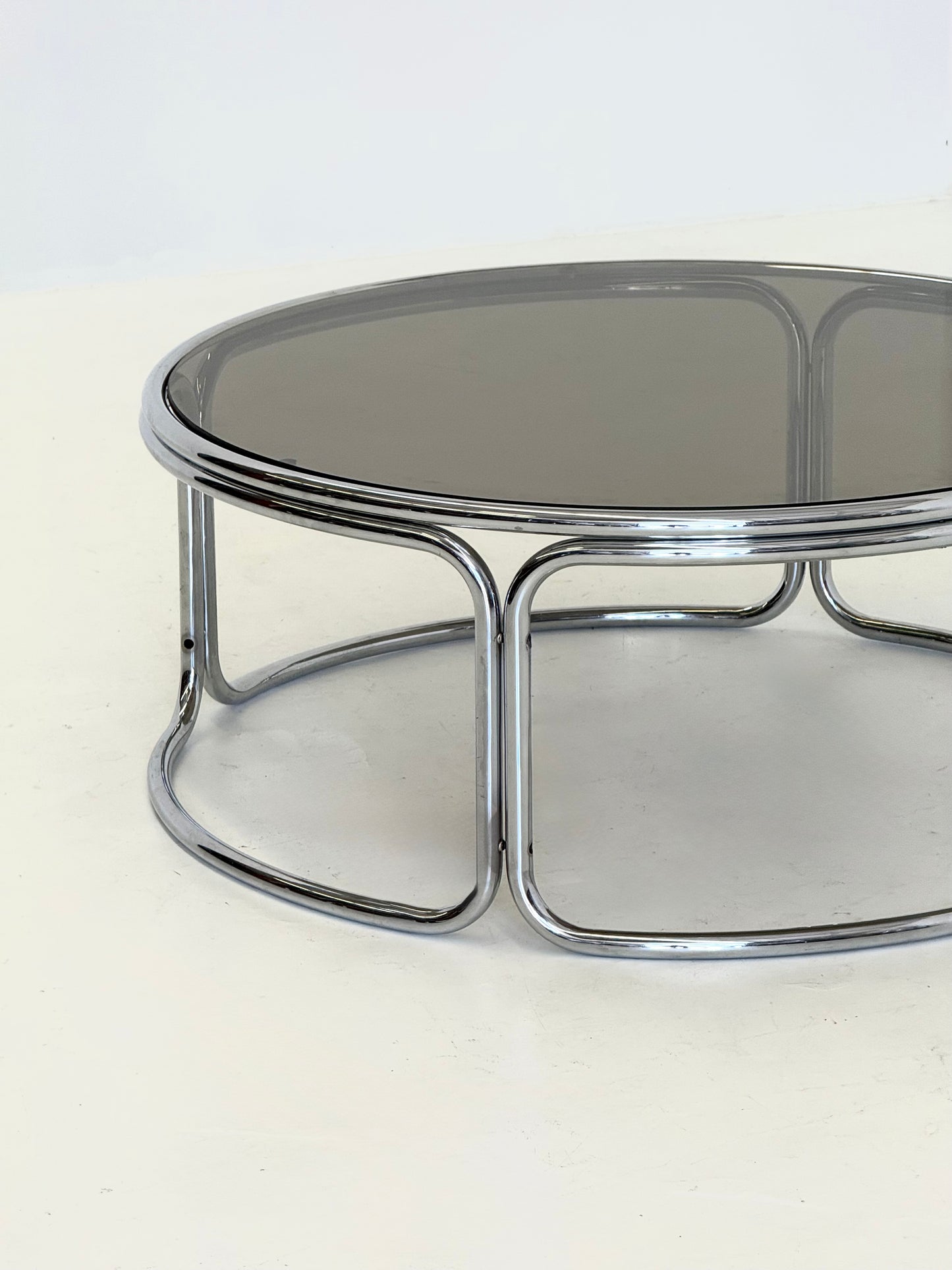 Space Age salontafel met rookglas en chroom