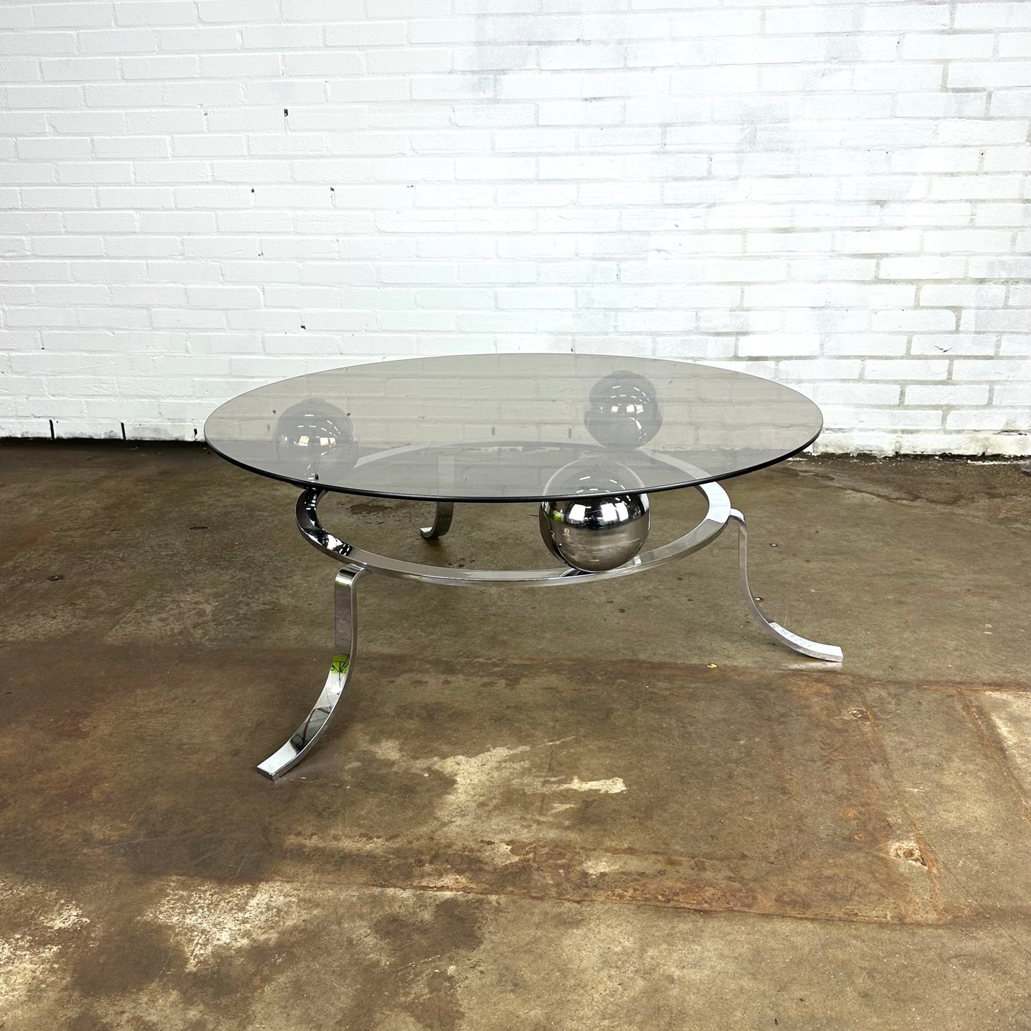 space-age-sputnik-coffee-table