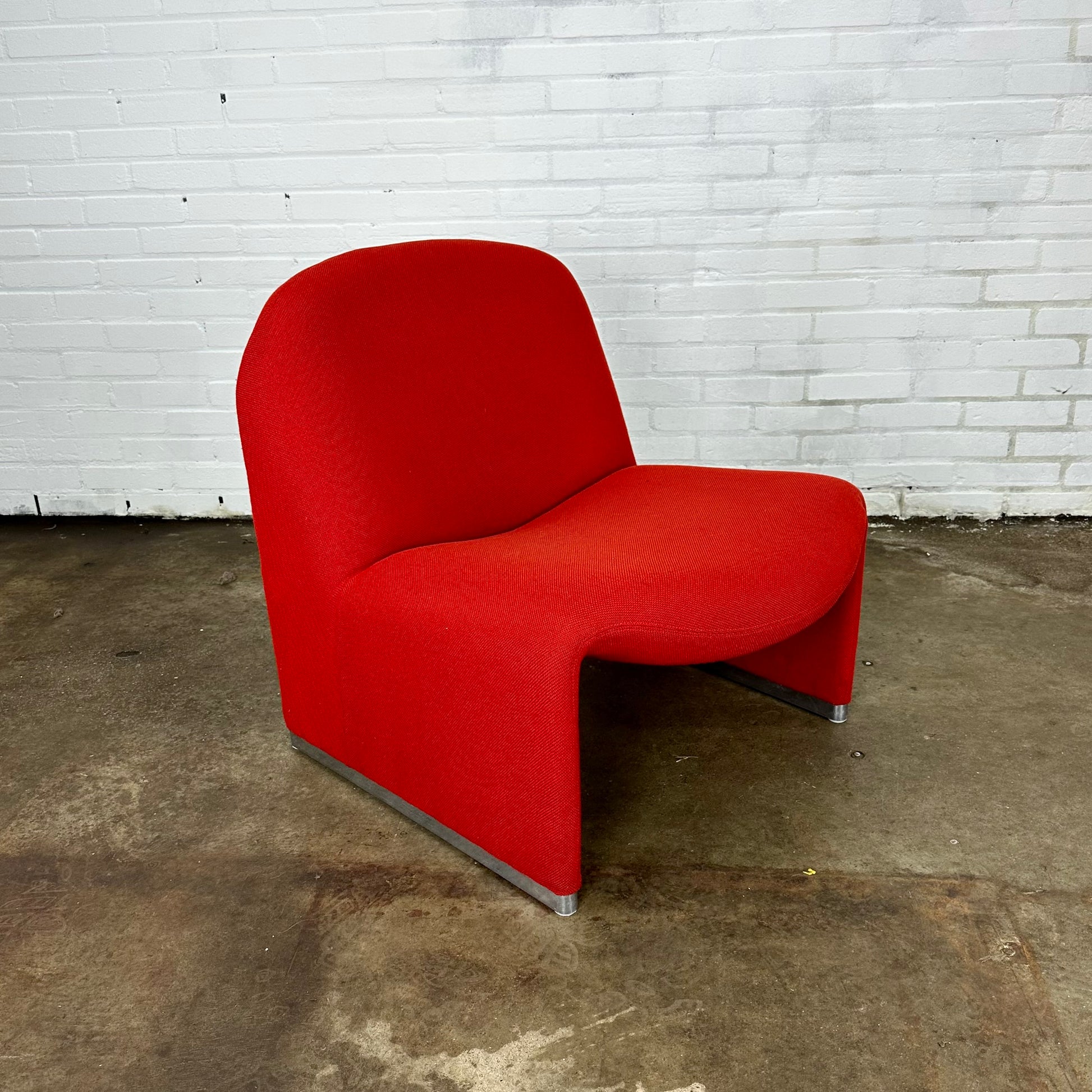 artifort-alky-chair-by-giancarlo-piretti