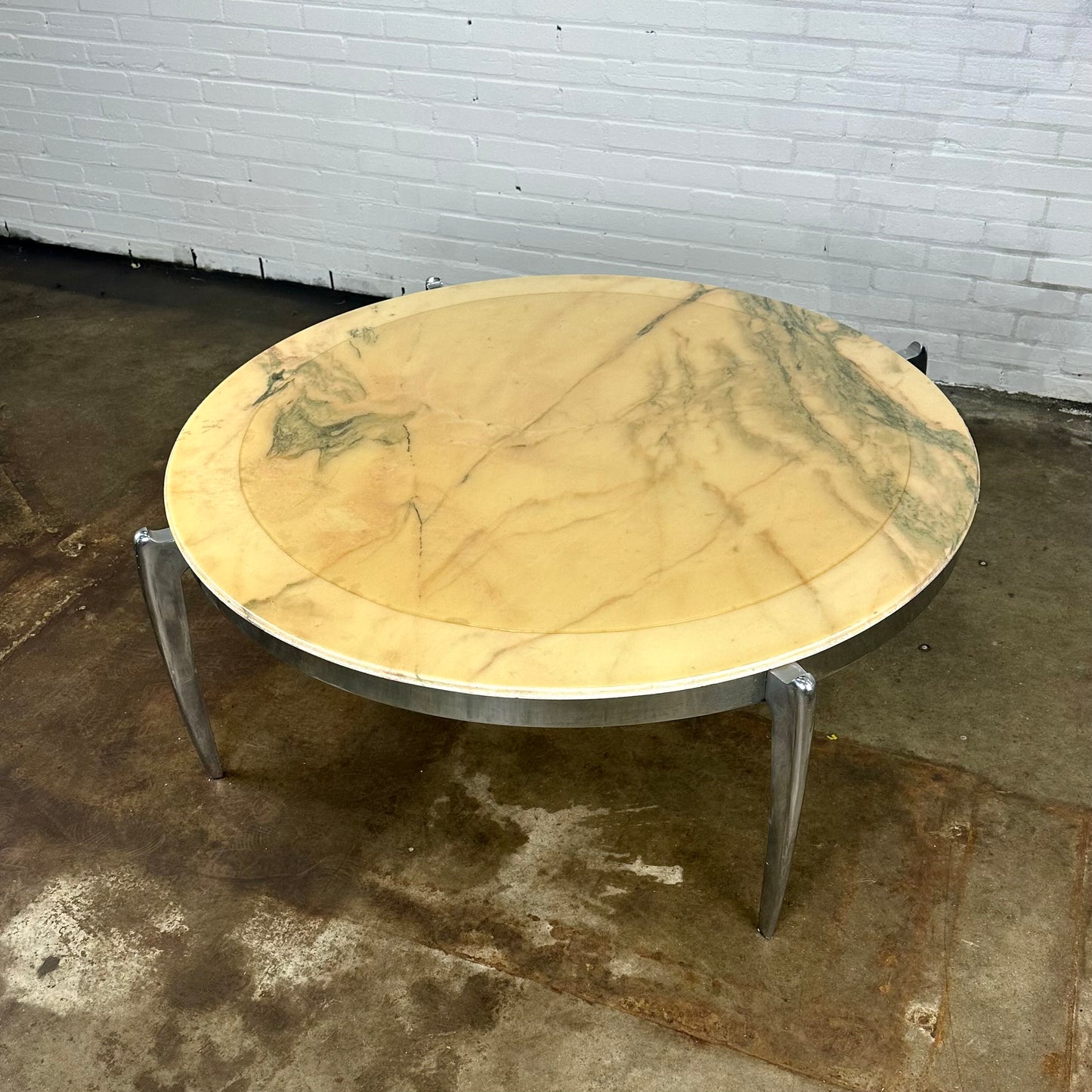 coffee-table-made-of-marble-and-stainless-steelcoffee-table-made-of-marble-and-stainless-steel