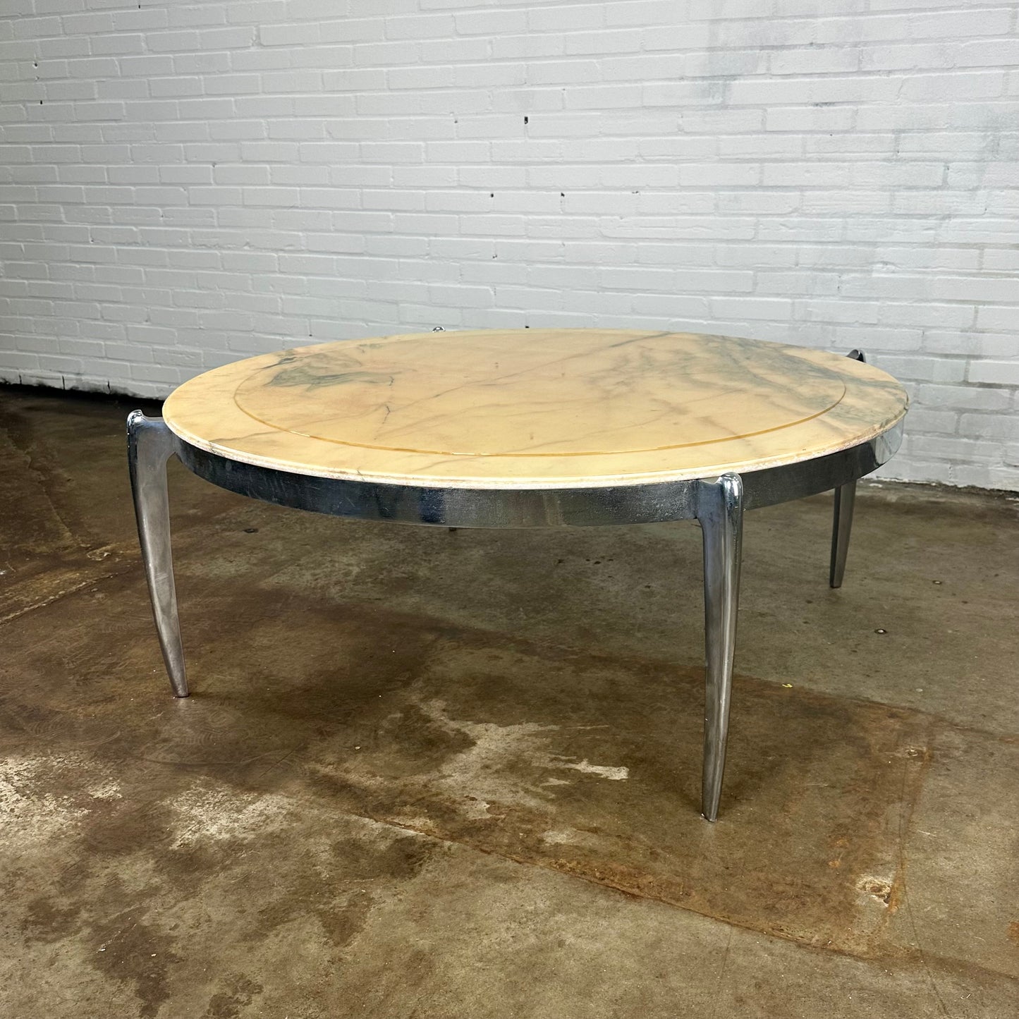 coffee-table-made-of-marble-and-stainless-steel