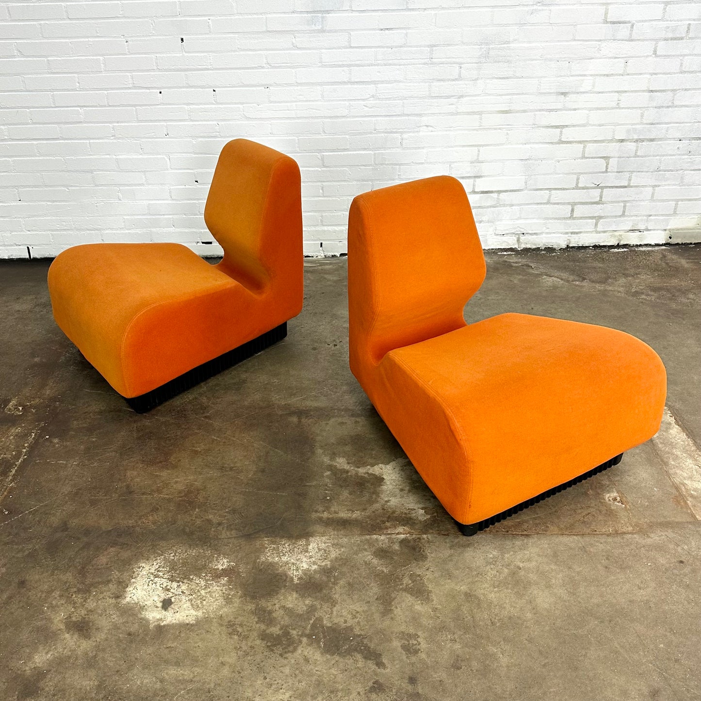 Modulaire stoelen van Don Chadwick voor Herman Miller