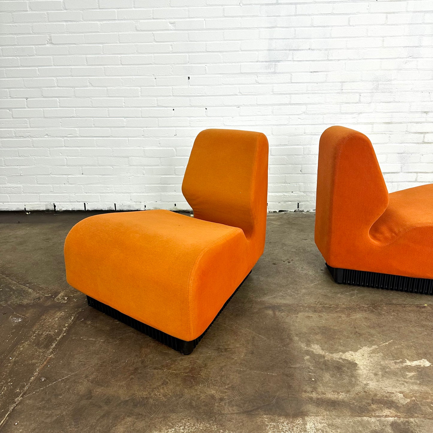 Modulaire stoelen van Don Chadwick voor Herman Miller