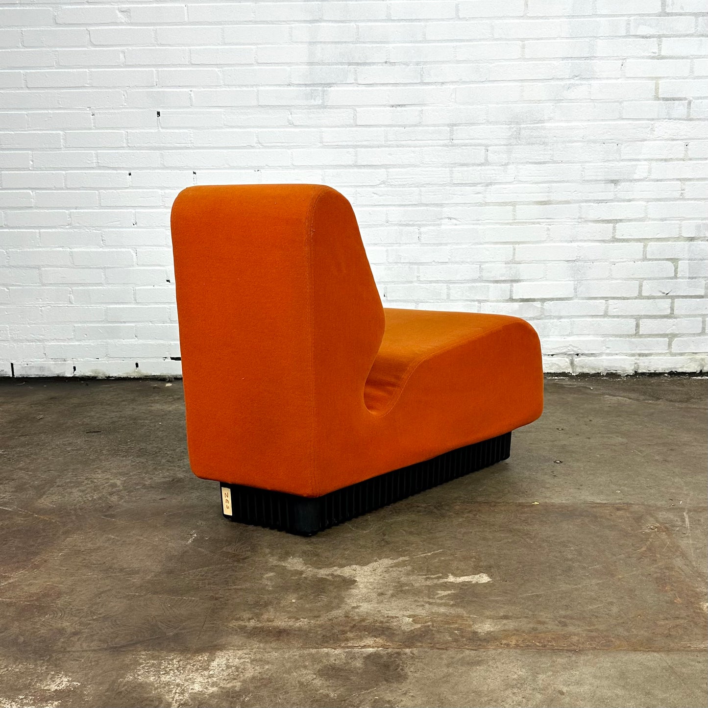 modular-don-chadwick-chairs-for-herman-miller