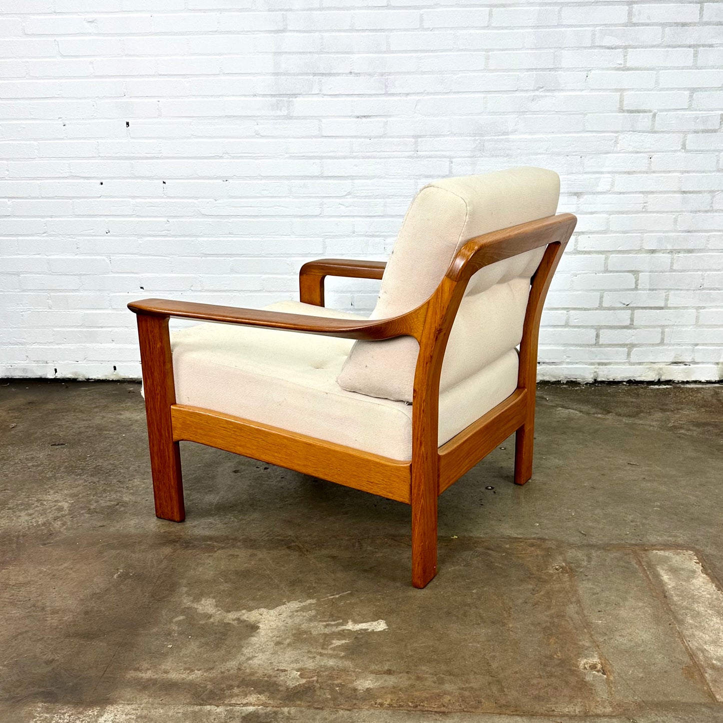 Vintage Danish design lounge chair