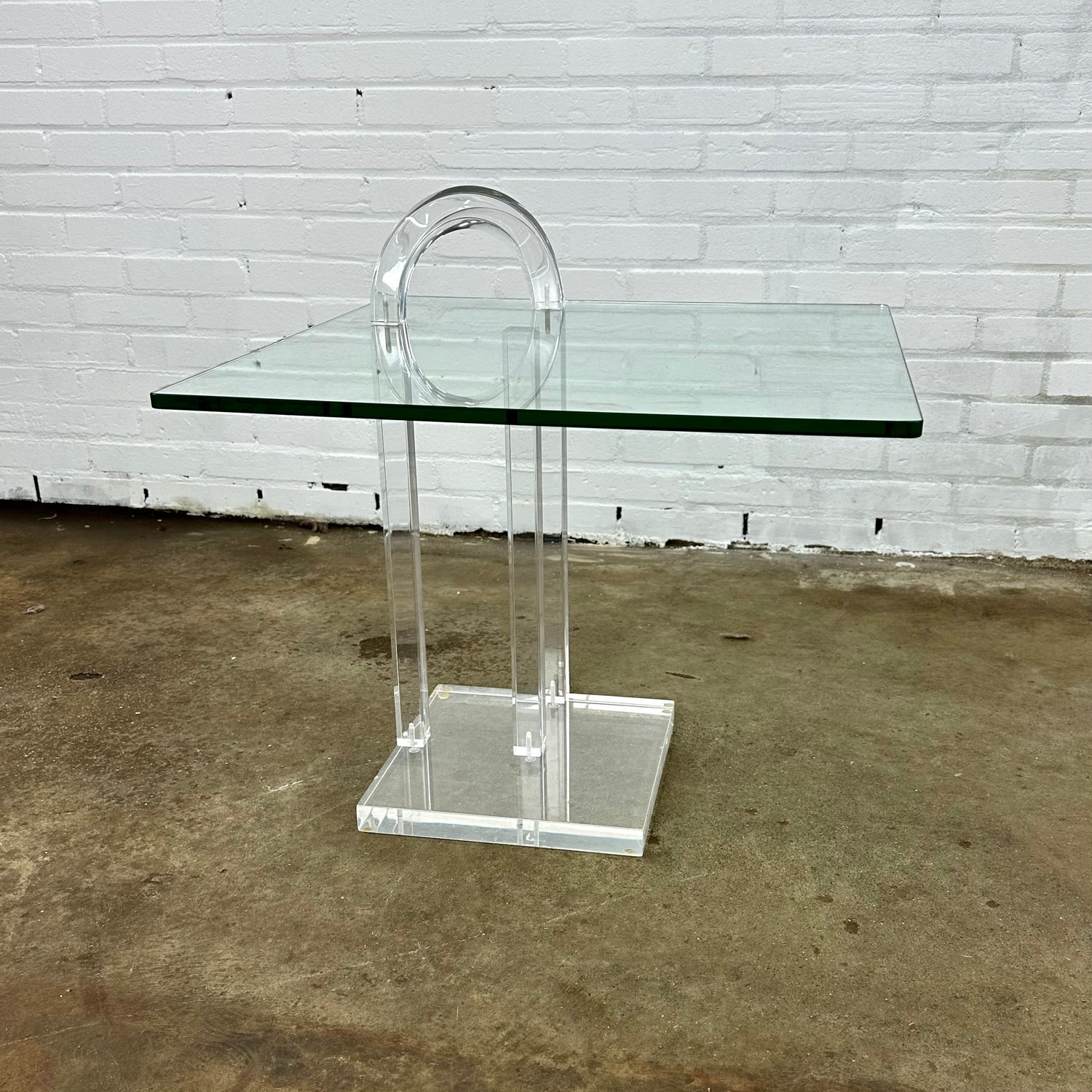 plexiglas-glass-design-side-table-vintage