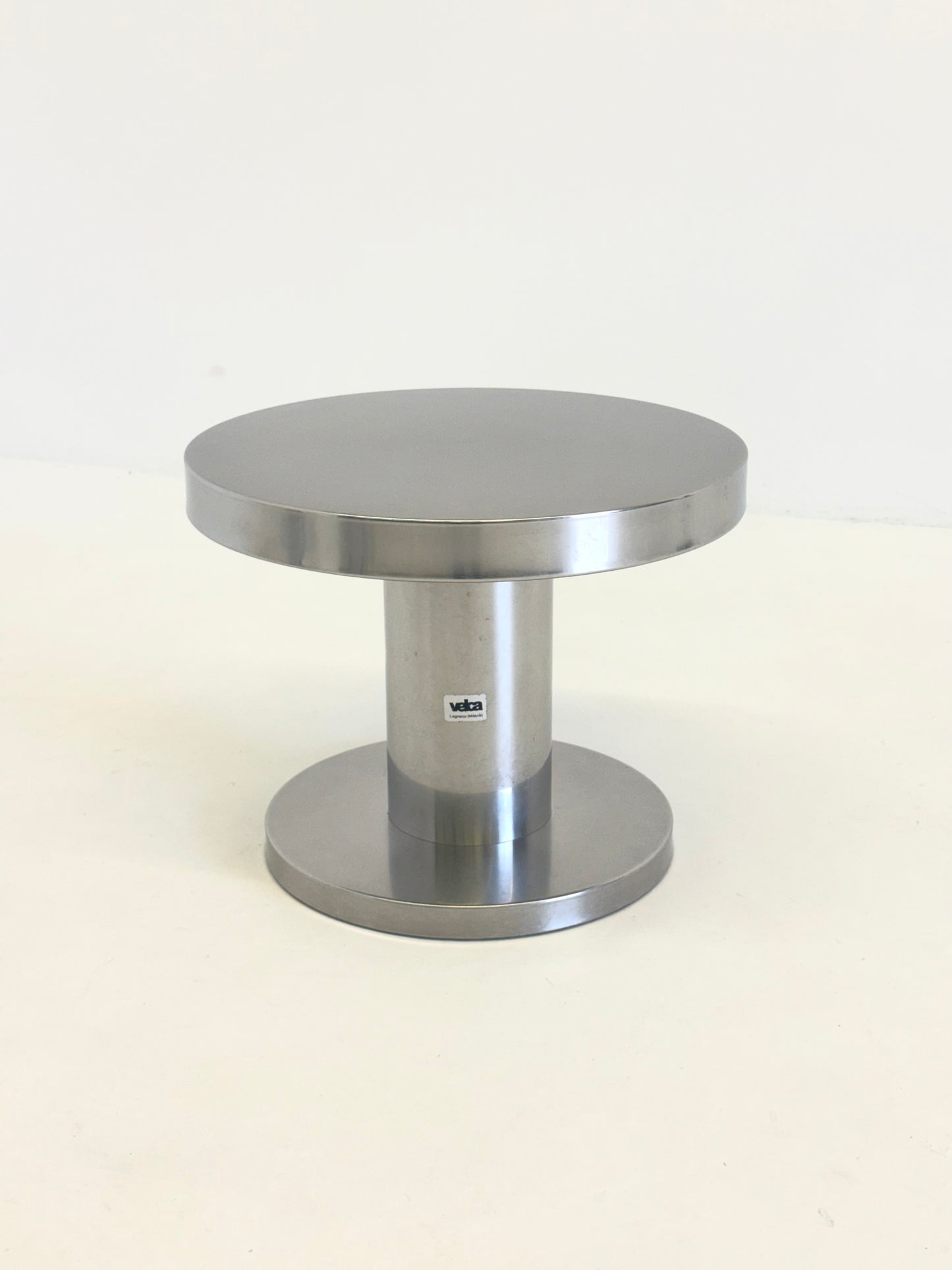 Velca bijzettafel gepolijst staal | modern design