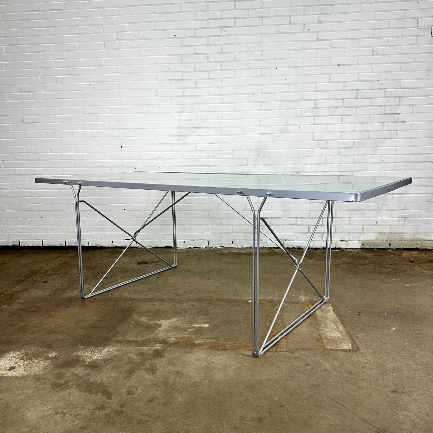 Niels Gammelgaard "Moment" dining table