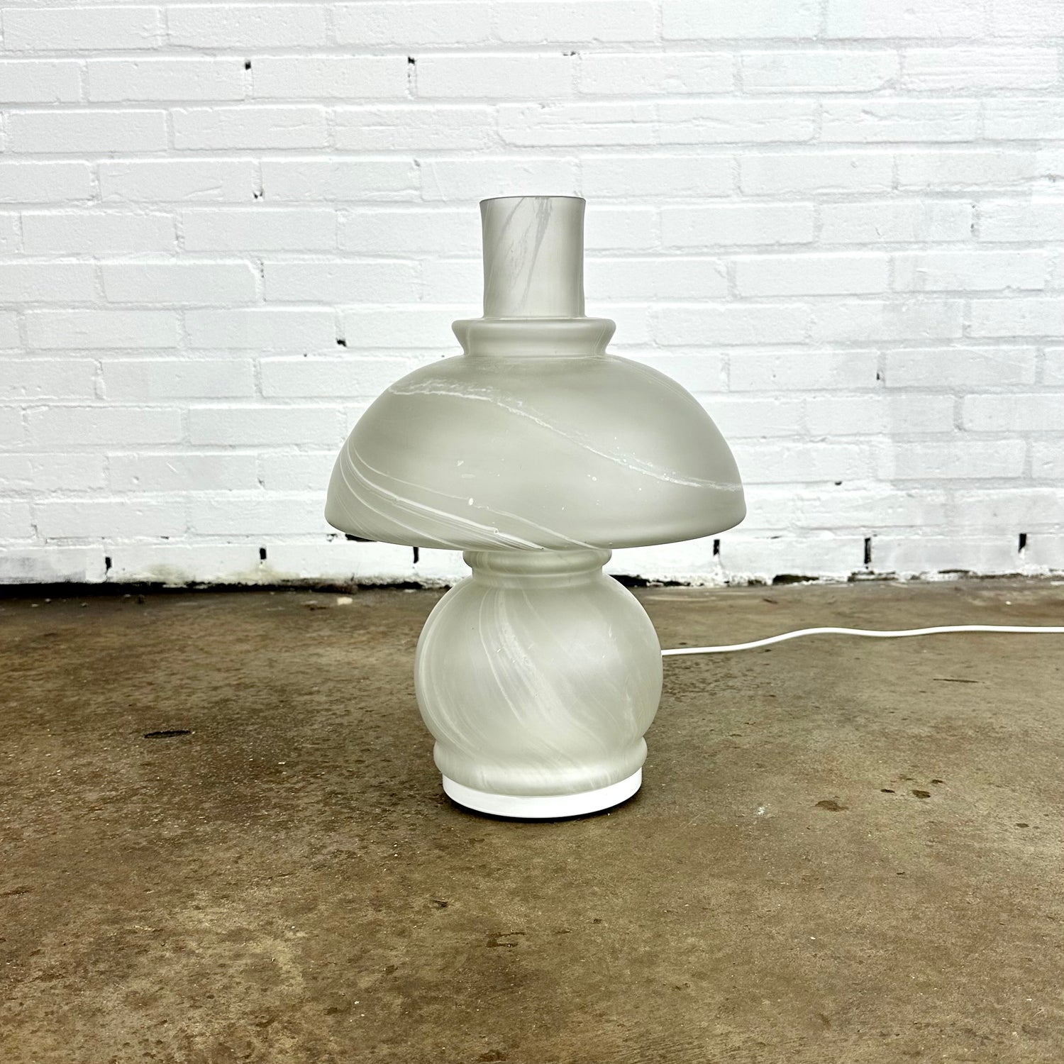 vintage-mushroom-table-lamp