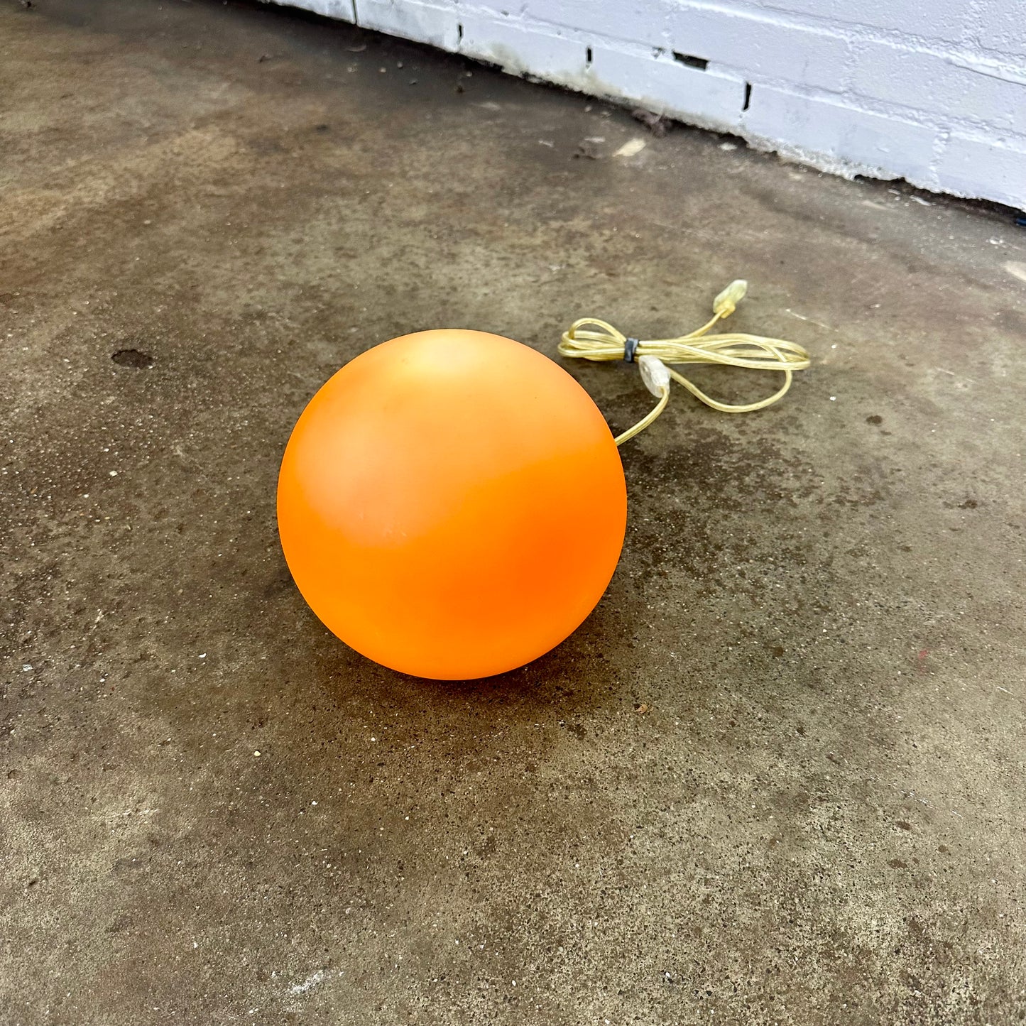 Space age orange bol lamp mini