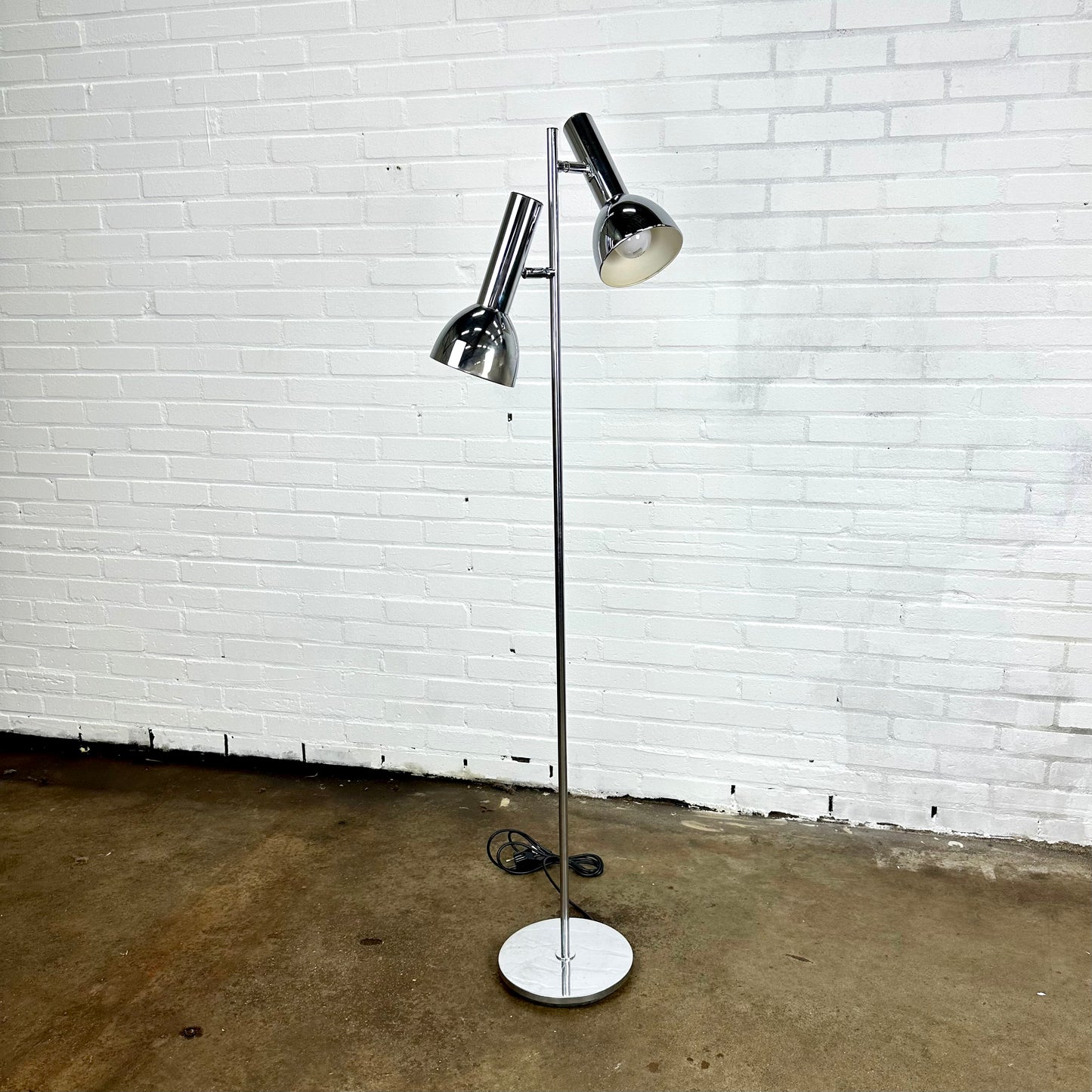 fischer-leuchten-floorlamp-chrome