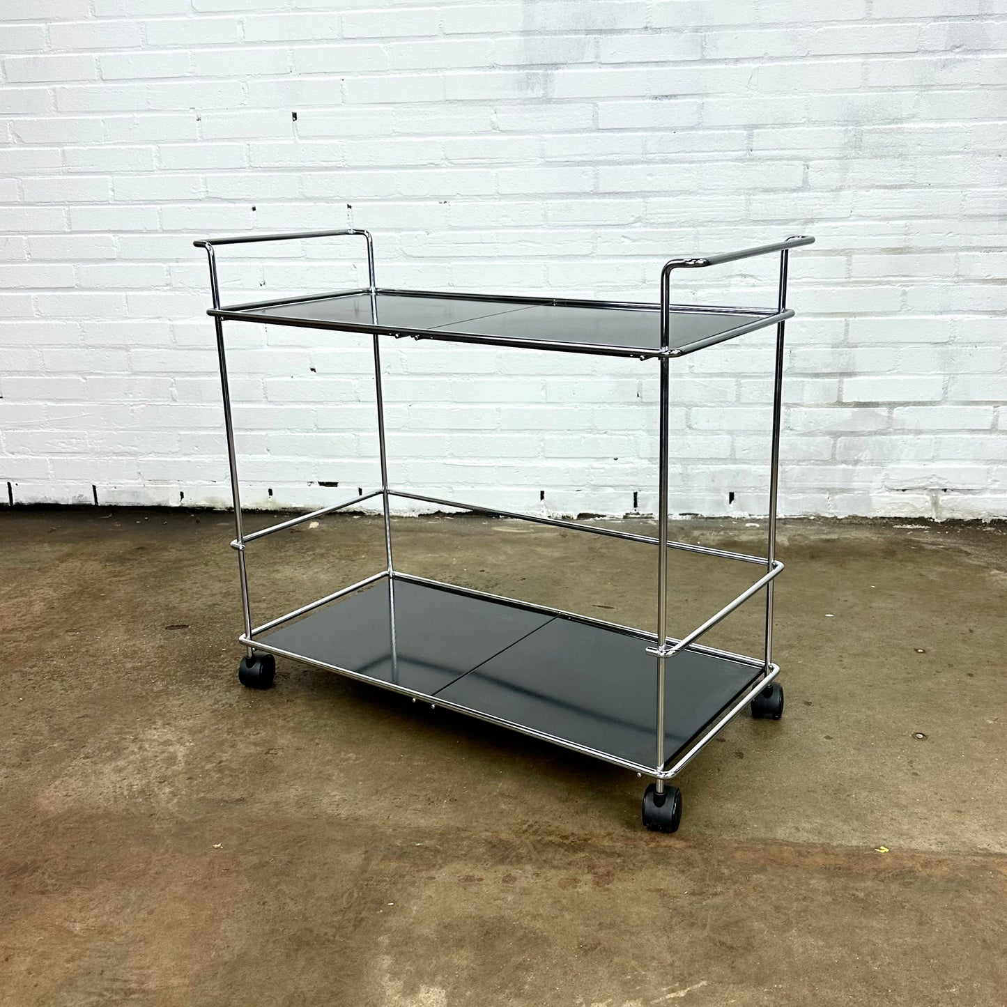 black-vintage-serving-trolley