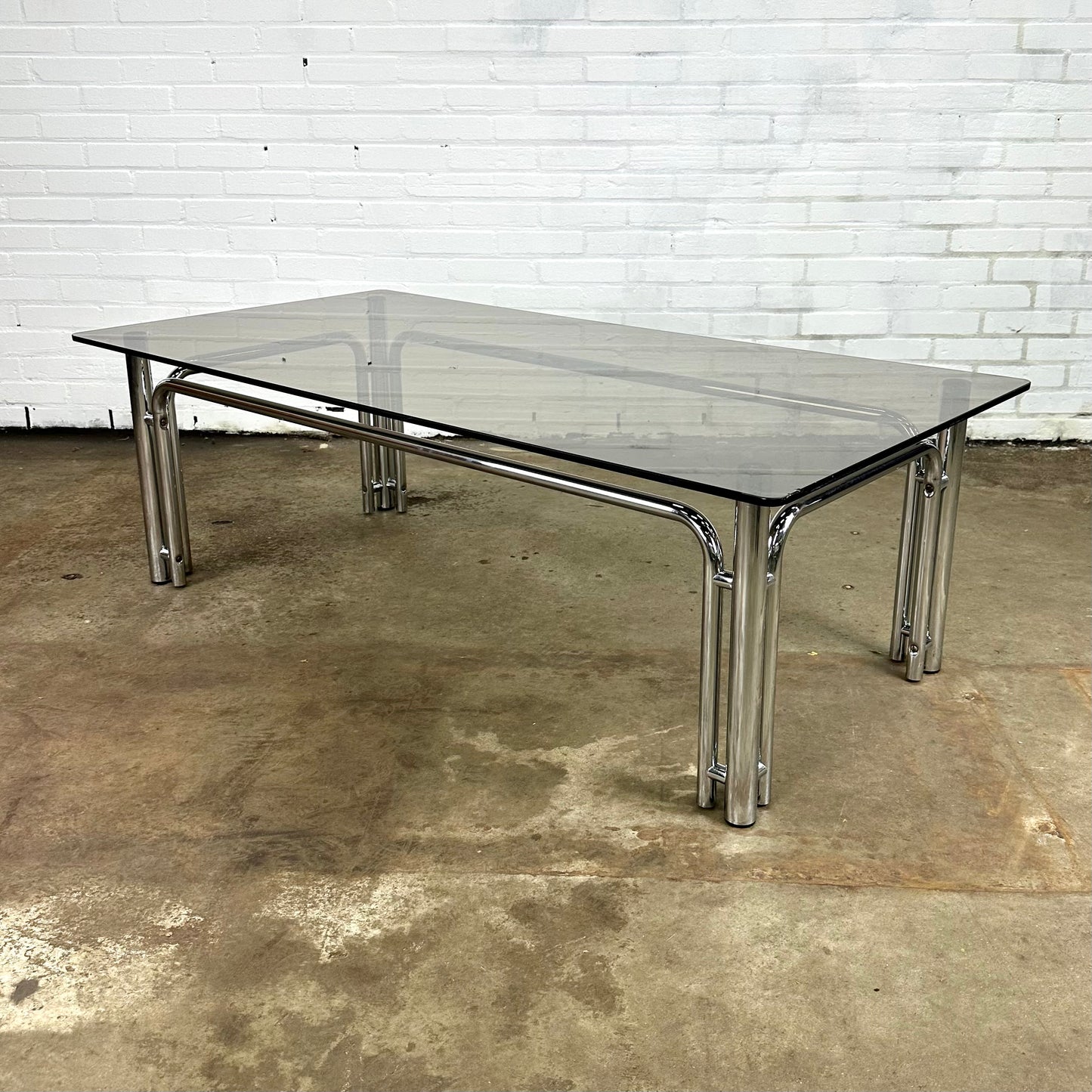 square-vintage-coffee-table-in-chromed-metal-and-smoked-glass