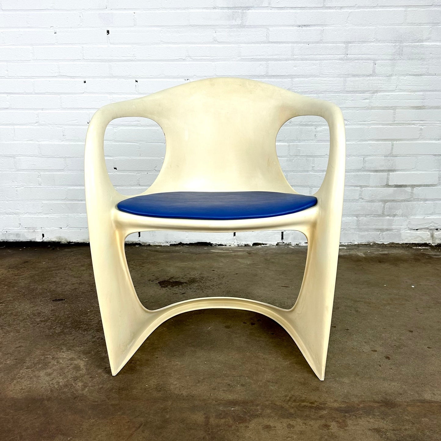 Casalino chair creme colored by casala
