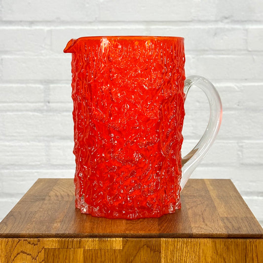 Oranje glazen karaf van Geoffrey Baxter voor Whitefriars