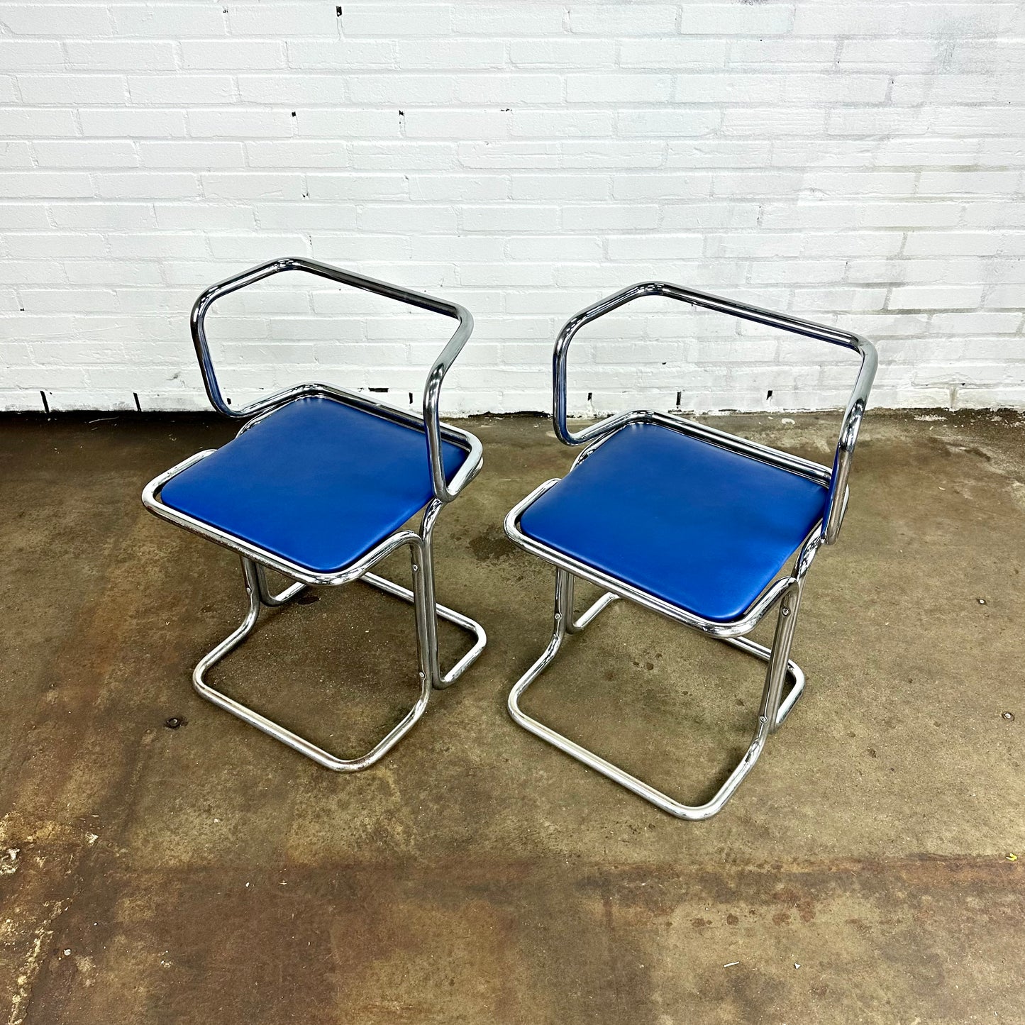 vintage-buisframe-eetkamerstoelen