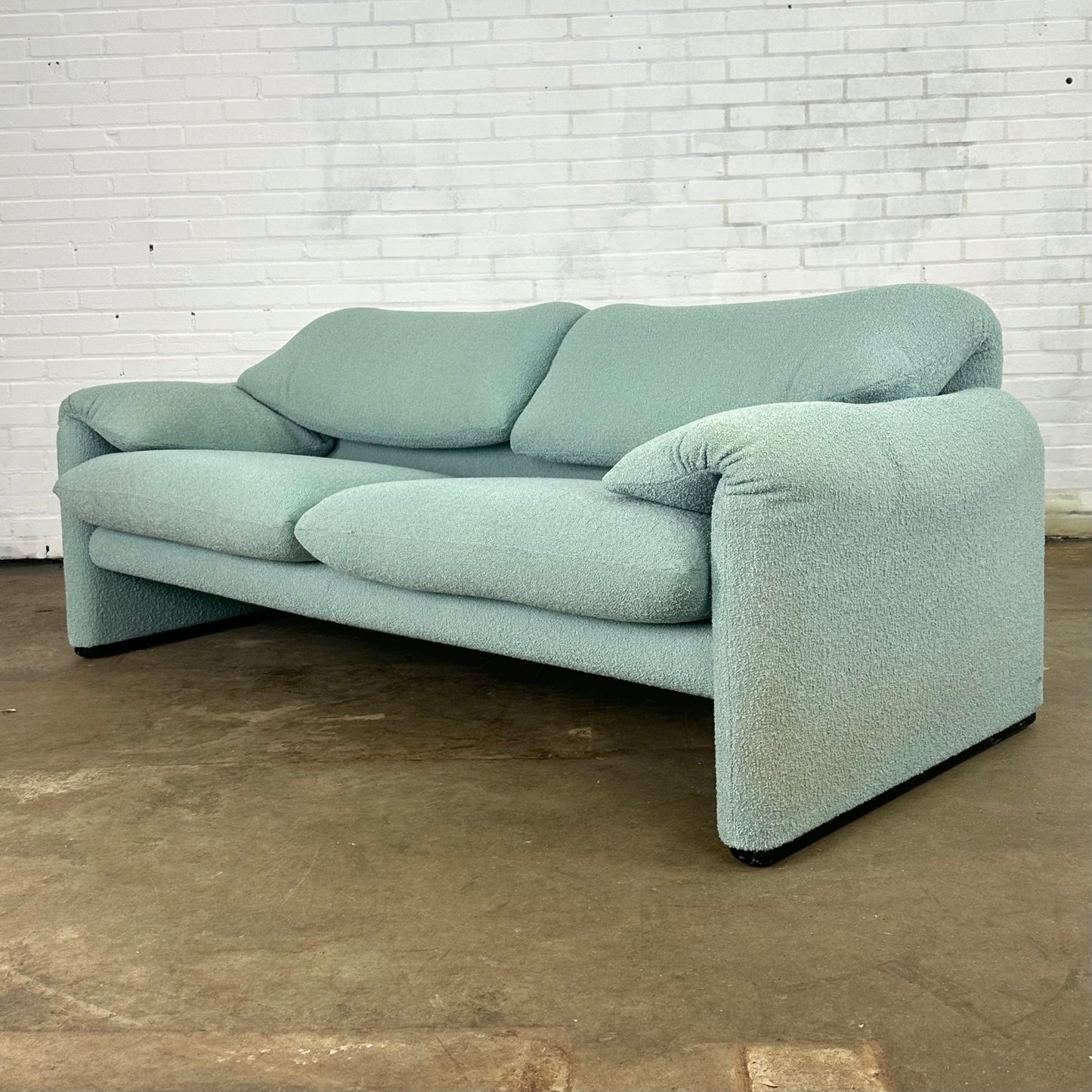 Turquoise Cassina Maralunga 2 zit bank door Vico Magistretti 190