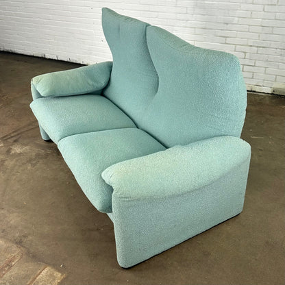 Turquoise Cassina Maralunga 2 zit bank door Vico Magistretti 166