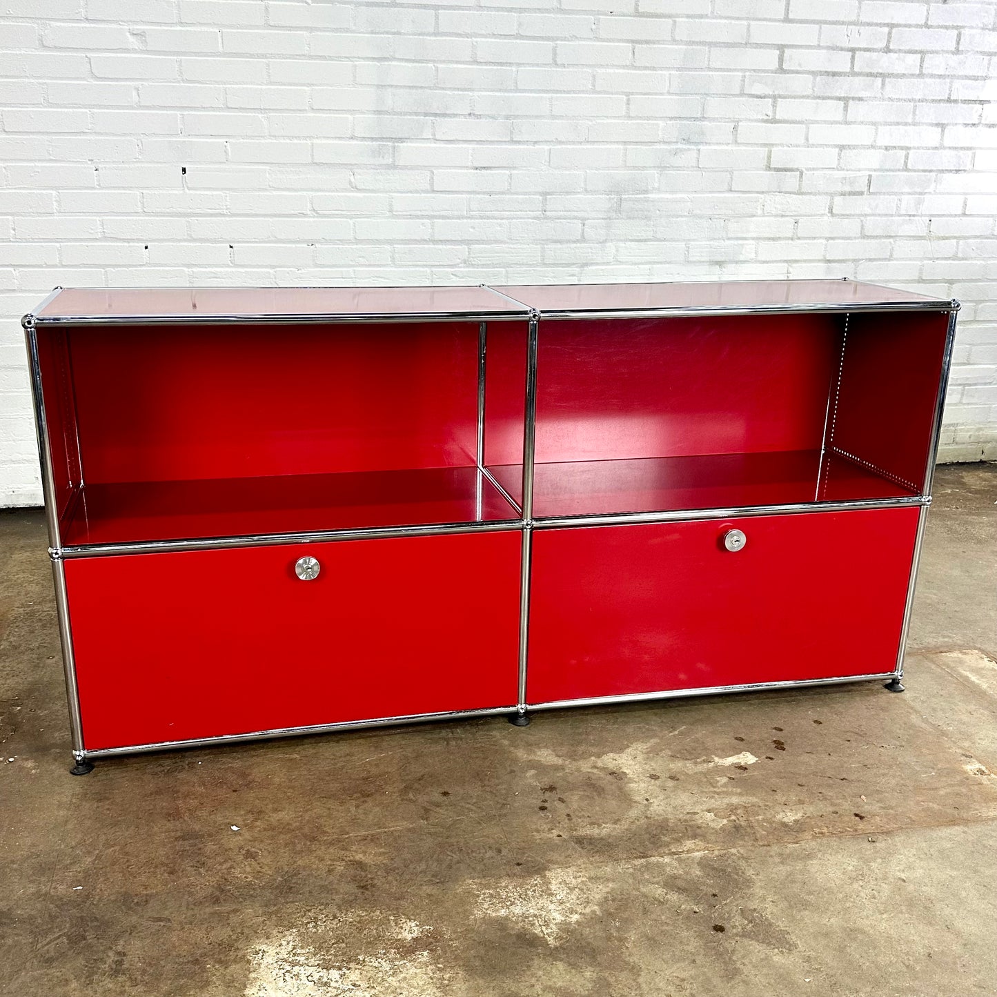 usm-haller-klep-kast-sideboard-rood