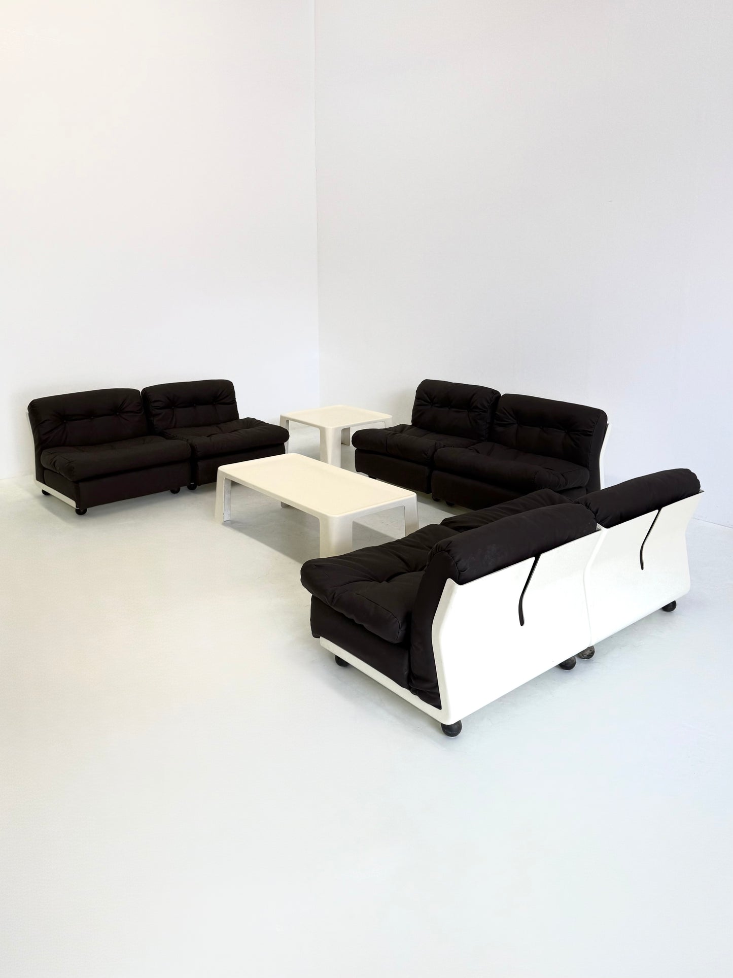 Amanta salontafel wit door Mario Bellini voor C&B Italia