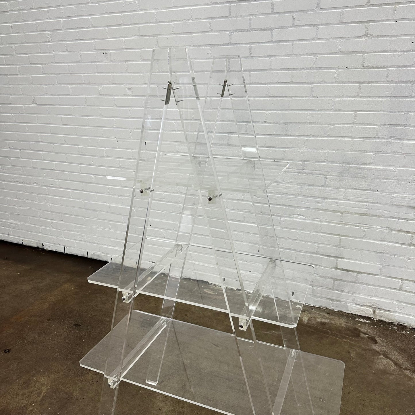 Vintage plexiglas ladderplank / wandrek