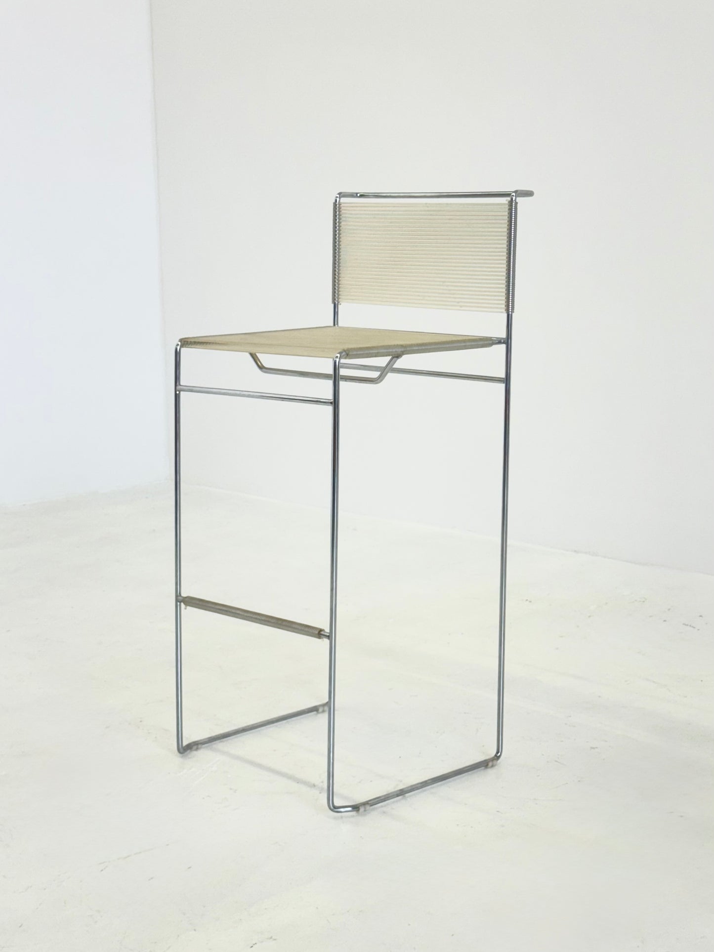 Italiaans design Flyline barkruk van Giandomenico Belott