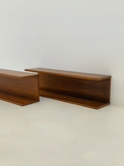 Set van twee Deense Teak Wandplanken Mid-Century