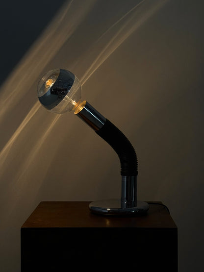 Tafellamp Elbow door Bellini voor Targetti Sankey