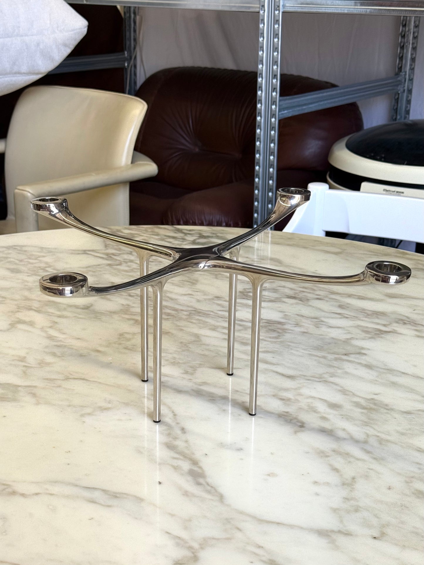 Zilverkleurige kandelaar van Charles Wilson voor Menu