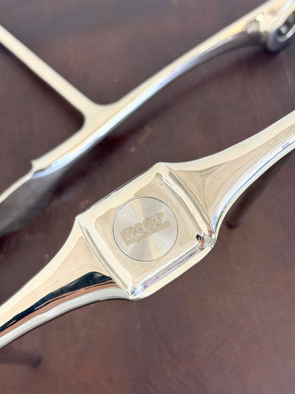 Zilverkleurige kandelaar van Charles Wilson voor Menu