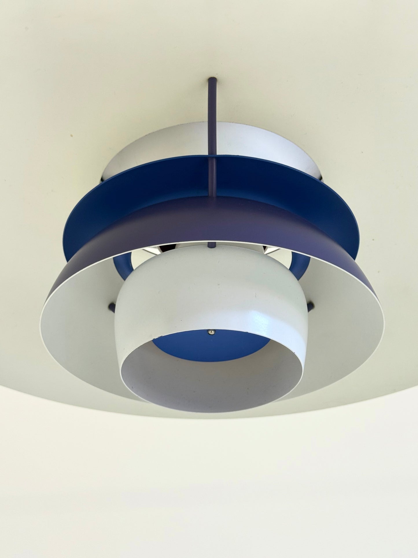 PH5 hanglamp paars van Poul Henningsen voor Louis Poulsen