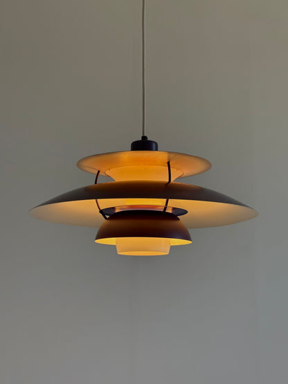 PH5 hanglamp paars van Poul Henningsen voor Louis Poulsen